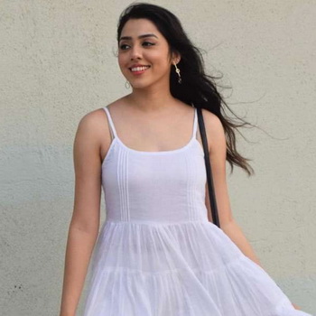 Jheel Mehta Biography